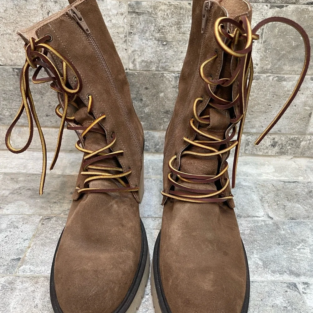 FREE PEOPLE DYLAN LACE UP SUEDE BOOTS SIZE 9